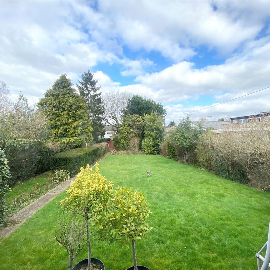 Barkham Road, Wokingham Barkham Road, Wokingham - Photo 1