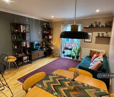 2 bedroom terraced house to rent - Photo 1