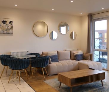 2 Bed Penthouse, Centenary Plaza, SO19 - Photo 5