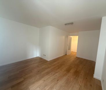 Location Appartement 2 pièces 53m² CHABEUIL 26120 - Photo 2