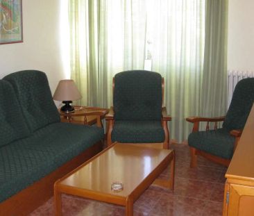 Piso de alquiler en Plaza Plaza España, Casco Antiguo - Photo 2