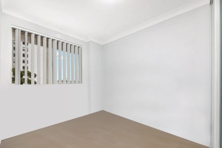 Parramatta CBD Living - Photo 2