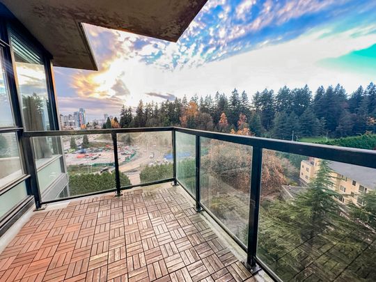 Bright 2 Bedroom Condo In Victoria Hill With Ac & Underground Parking - Photo 1