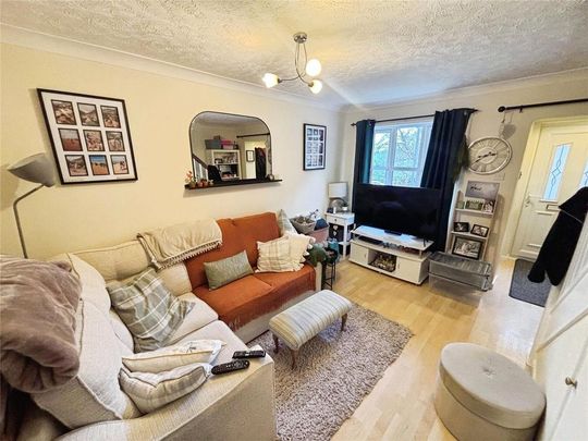 2 bedroom terraced house to rent - Photo 1