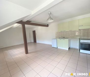 SAINT-CERGUES Appartement T2 avec stationnement couvert et - Photo 4