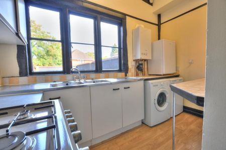 2 bedroom apartment to rent - Photo 3