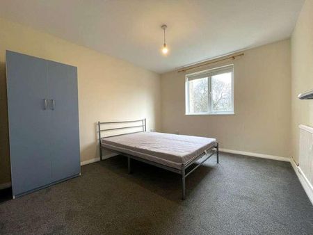 Pendleton, Ravensthorpe, PE3 - Photo 4