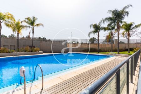 Ático de alquiler en C/ de la Creu Roja, Vara de Quart - Photo 4