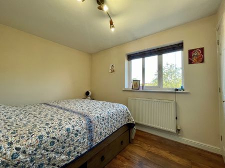 Meadow Side Road, . - Photo 5