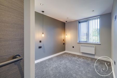 St Martins Apartments, Chapeltown Road, Leeds - Photo 4