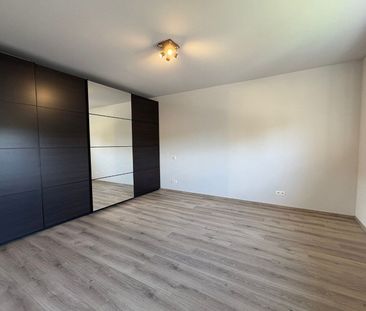 Ruime woning met 3 / 4 slpks centraal gelegen in Leopoldsburg ! - Photo 1