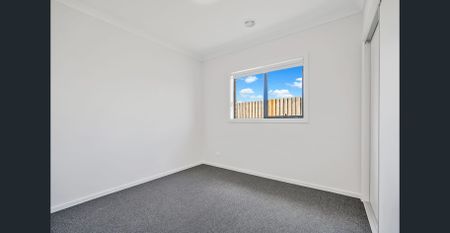 Spacious Family Home in Growing Estate - Photo 2