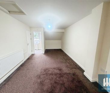 Clare Hill, Huddersfield, HD1 - Photo 2