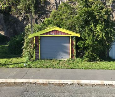 Views To Die For! - Photo 3