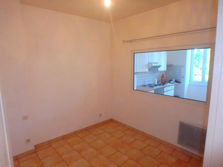 Location Appartement 2 pièces 37m² JOYEUSE 07260 - Photo 2