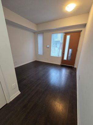 For Lease - 1040 Portage Parkway Unit# 54, Vaughan, Ontario - Photo 1