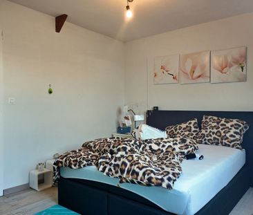 Recent gerenoveerde gezinswoning met tuin te Eeklo! - Photo 2