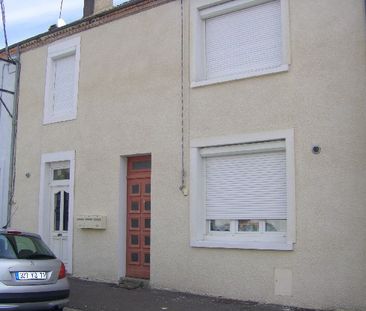 Location Appartement 1 pièce 33m² LE CREUSOT 71200 - Photo 3