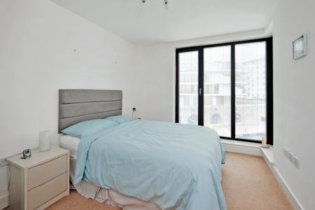 3 bedroom apartment to rent - Photo 5