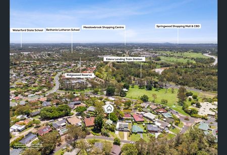 Charming Character-Built Family Home in a Prime Location Offering Privacy & Serenity - Photo 5