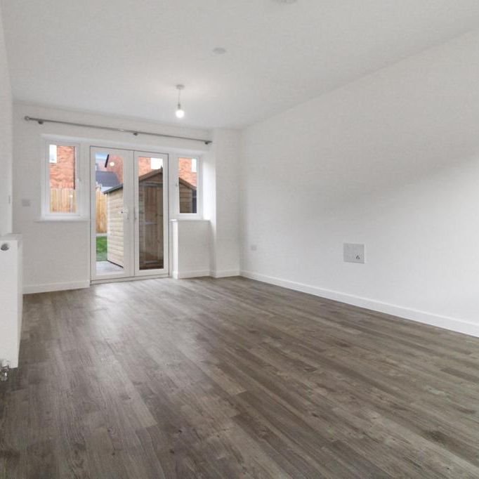 3 bedroom semi-detached house to rent - Photo 1