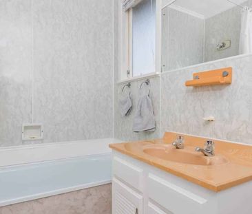 4 Bedroom Family Home In Coastal Beach Haven - Photo 5