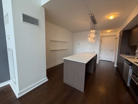 For Lease - 5 Hanna Avenue Unit# 328, Toronto, Ontario - Photo 4