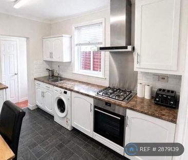 3 bedroom terraced house to rent - Photo 2