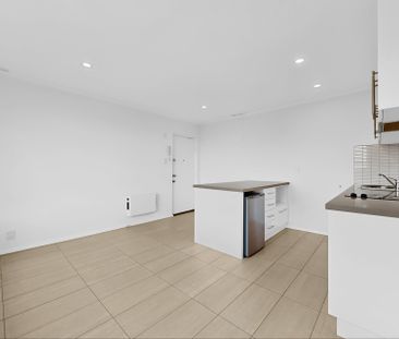 Smart, stylish and superbly located - Photo 5