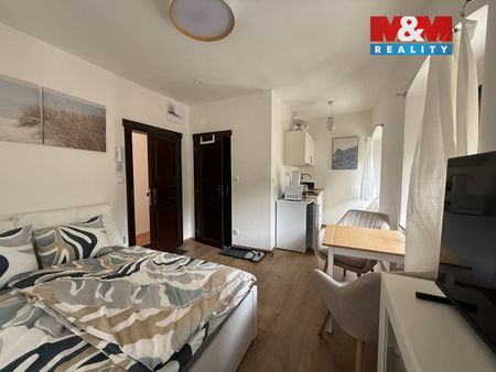 Pronájem bytu 1+kk 17 m² - Photo 2