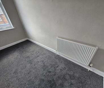 2 bedroom house to rent - Photo 1