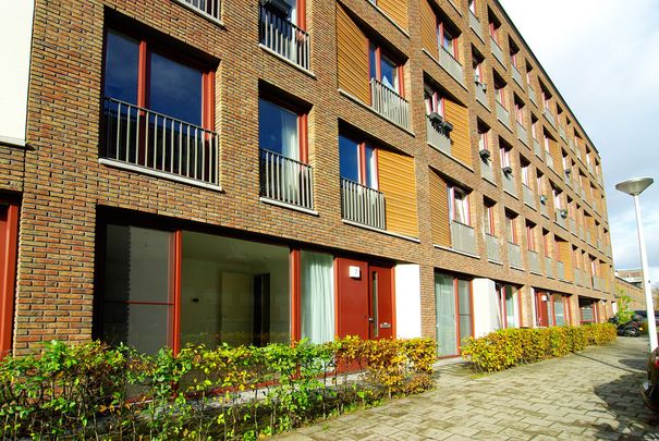 Suze Robertsonstraat, 1062 BT, Amsterdam - Photo 1