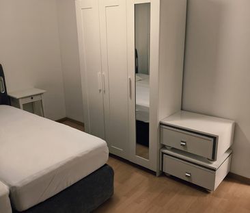 1 Zimmer - Photo 2