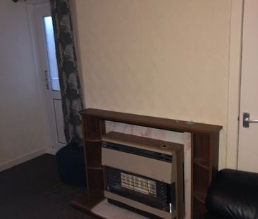 1 Bed Flat, Alan Breck Gardens, EH4 - Photo 3