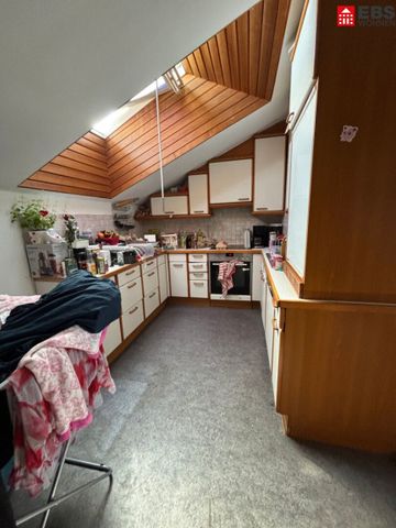 Großzügige 3-Zimmerwohnung mit rd. 85 m² inkl. Balkon in hervorragender Zentrumslage von Wels! Perfekte Anbindung, Infrastruktur und Erreichbarkeit! Parkplatz und Kellerabteil vorhanden! - Foto 3