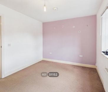 3 bedroom terraced house to rent - Photo 6