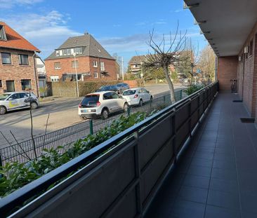 KREFELD-INRATH-GUTE RUHIGE LAGE-FRISCH RENOVIERTE ZWEI ZIMMER WOHNU... - Foto 3