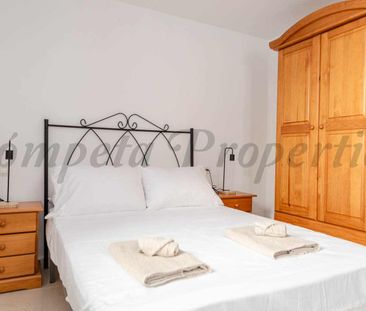 Apartment in Cómpeta, Inland Andalucia at the foot of the mountains - Photo 2