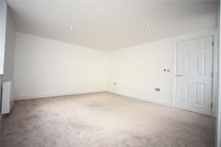 Montpellier Drive, - Photo 4