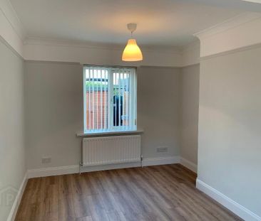 2 Chesham Gardens, Belfast, BT6 8GX - Photo 2