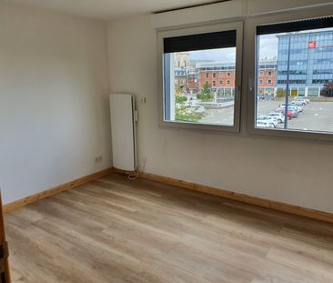 Location Appartement 3 pièces 73m² LENS 62300 - Photo 6