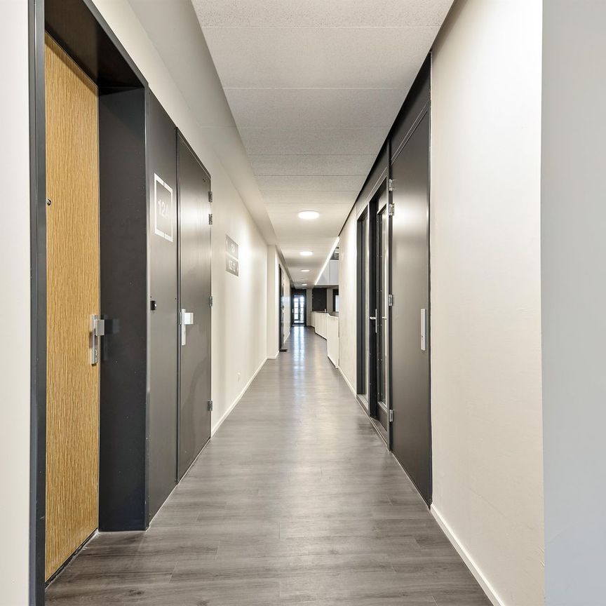 Appartement te huur: 1e Lulofsdwarsstraat 12-B 2521 AZ Den Haag - Photo 1