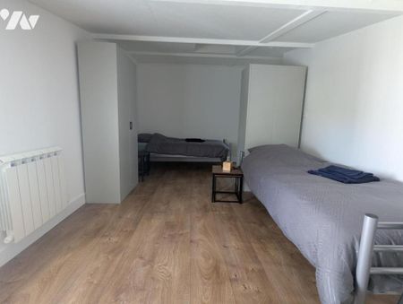 LOCATION MEUBLEE 10 PERSONNES, 5 CHAMBRES, 3 SALLES D'EAU. - Photo 5