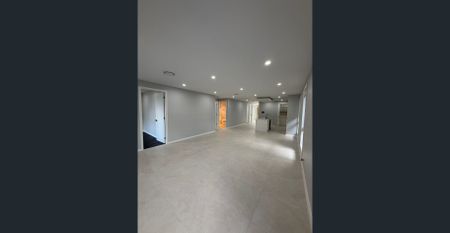 Modern 4 Bedroom Home in the Heart of Austral - Photo 3