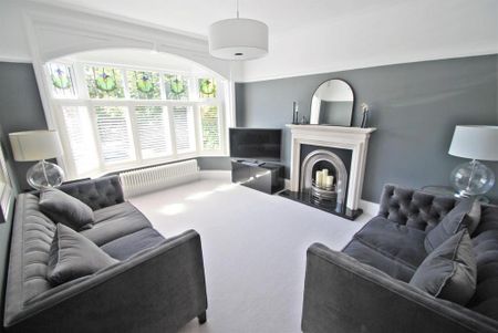 4 bedroom detached house to rent - Photo 4