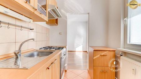 AXIS REAL | NEZARIADENÝ 3-izb.byt, 11m2 LODŽIA, BA IV., Červeňákova - Fotografia 3