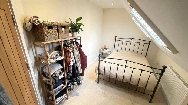 4 bedroom detached house to rent - Photo 1