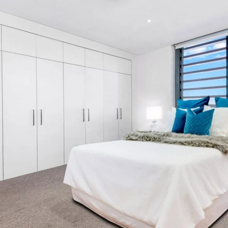 ULTRA MODERN APARTMENT - Photo 1