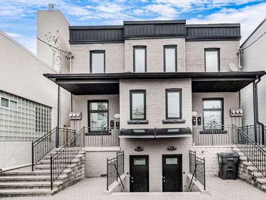 For Lease - 2042 Dundas Street Unit# 2, Toronto, Ontario - Photo 1