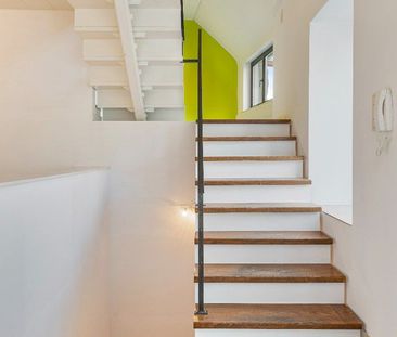 Ruim en zonnig appartement met terras + privé staanplaats - Photo 4